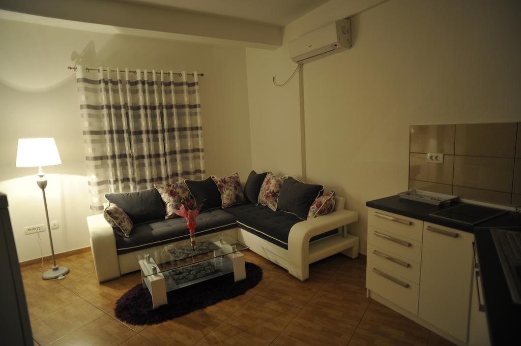 Apartment Jovana Nikšić Cameră foto