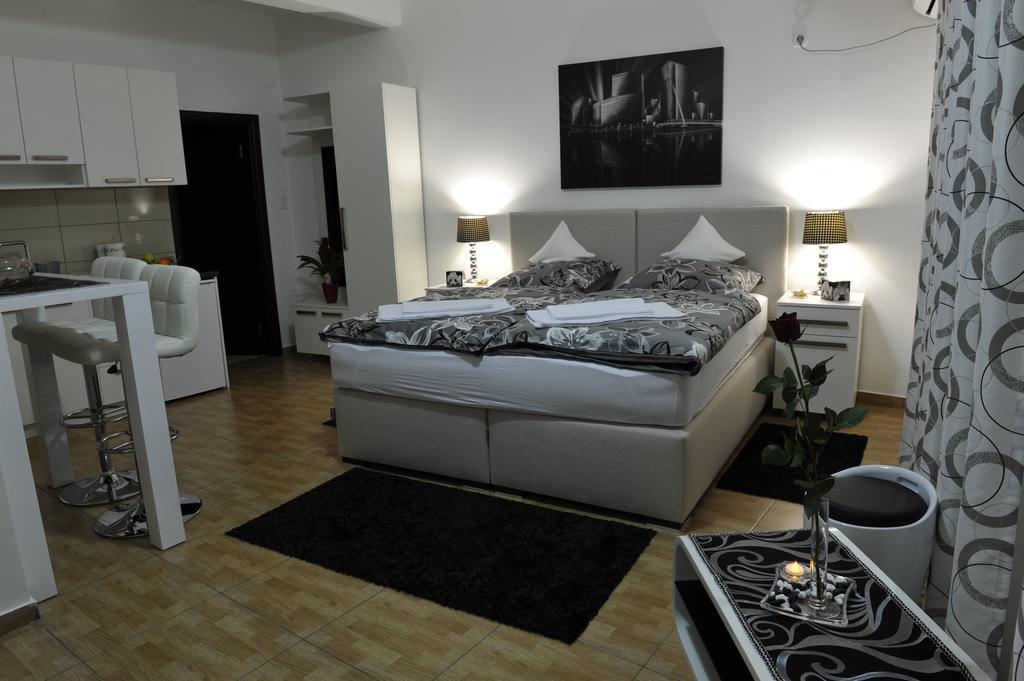 Apartment Jovana Nikšić Cameră foto