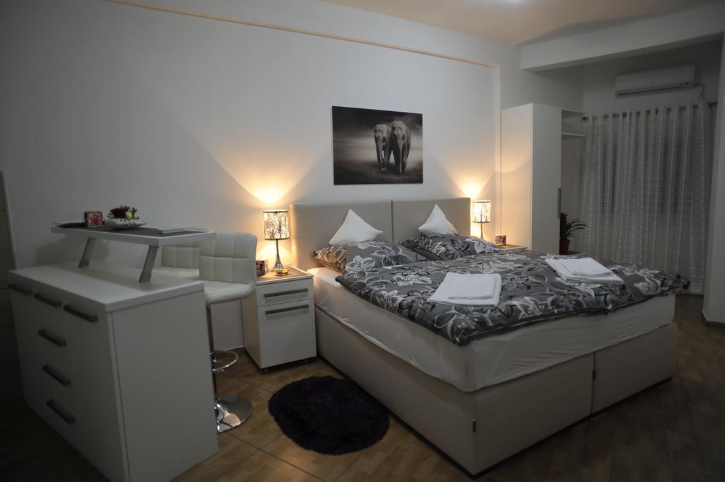 Apartment Jovana Nikšić Cameră foto